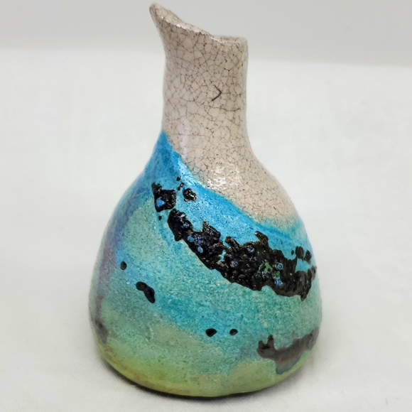 Raku art pottery handmade  5” bud vase - Picture 3 of 9